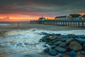Stormy Mornings, Southwold Pier